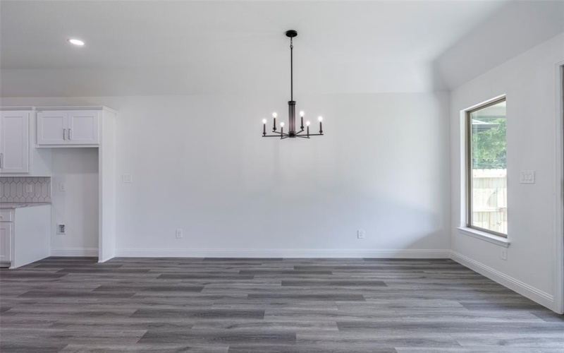 140 Cottonwood Street, Fort Worth, TX 76111, 3 Bedrooms Bedrooms, ,2 BathroomsBathrooms,Residential,For Sale,140 Cottonwood Street,0,20858649