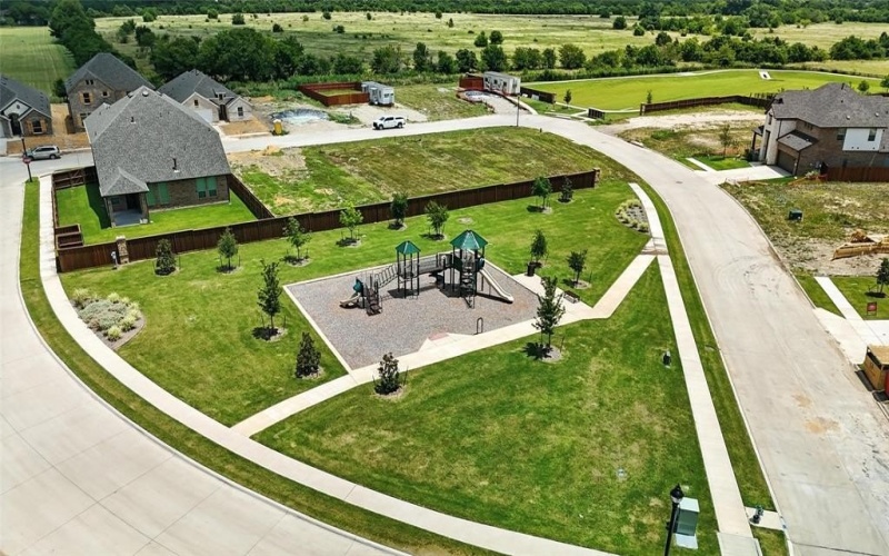 817 Alderwood Drive, Red Oak, TX 75154, 4 Bedrooms Bedrooms, ,3 BathroomsBathrooms,Residential,For Sale,817 Alderwood Drive,0,20877398