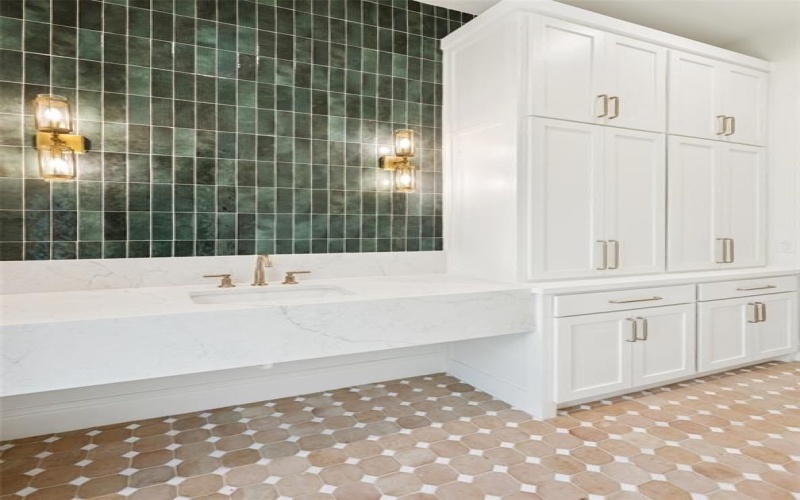 2113 Tranquil Court, Keller, TX 76262, 9 Bedrooms Bedrooms, ,9 BathroomsBathrooms,Residential,For Sale,2113 Tranquil Court,0,21031570
