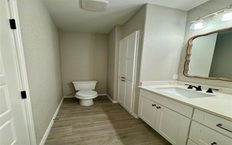2300 Angelina Street, Granbury, TX 76048, 3 Habitaciones Habitaciones , ,2 BañosBaños,Residential,En Venta,2300 Angelina Street,0,21039636