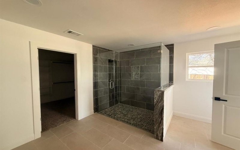 504 BELLAIRE Circle, Mineral Wells, TX 76067, 4 Habitaciones Habitaciones , ,2 BañosBaños,Residential,En Venta,504 BELLAIRE Circle,0,21045894