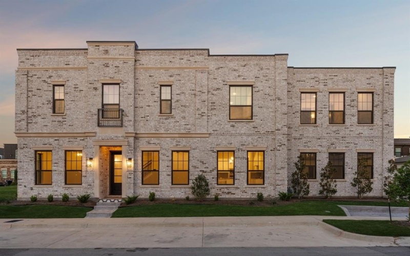 305 Sunset Lane #101, Fort Worth, TX 76114, 4 Habitaciones Habitaciones , ,3 BañosBaños,Residential,En Venta,305 Sunset Lane,0,21047182