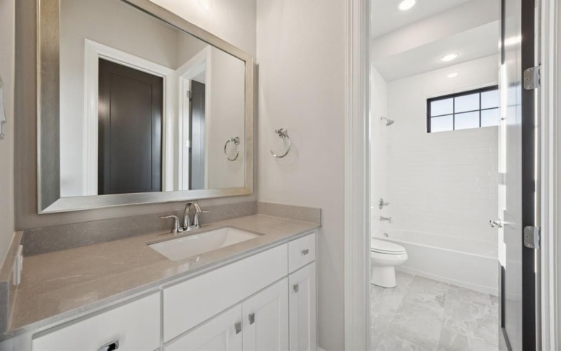 305 Sunset Lane #101, Fort Worth, TX 76114, 4 Habitaciones Habitaciones , ,3 BañosBaños,Residential,En Venta,305 Sunset Lane,0,21047182