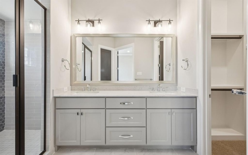 305 Sunset Lane #102, Fort Worth, TX 76114, 3 Bedrooms Bedrooms, ,2 BathroomsBathrooms,Residential,For Sale,305 Sunset Lane,0,21047526