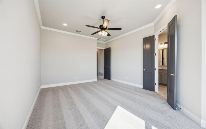 305 Sunset Lane #103, Fort Worth, TX 76114, 3 Bedrooms Bedrooms, ,2 BathroomsBathrooms,Residential,For Sale,305 Sunset Lane,0,21047536