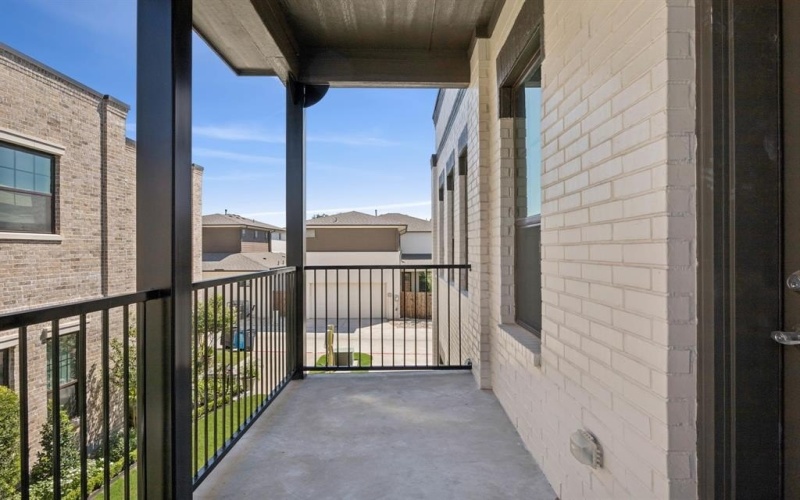 305 Sunset Lane #104, Fort Worth, TX 76114, 4 Bedrooms Bedrooms, ,3 BathroomsBathrooms,Residential,For Sale,305 Sunset Lane,0,21047546