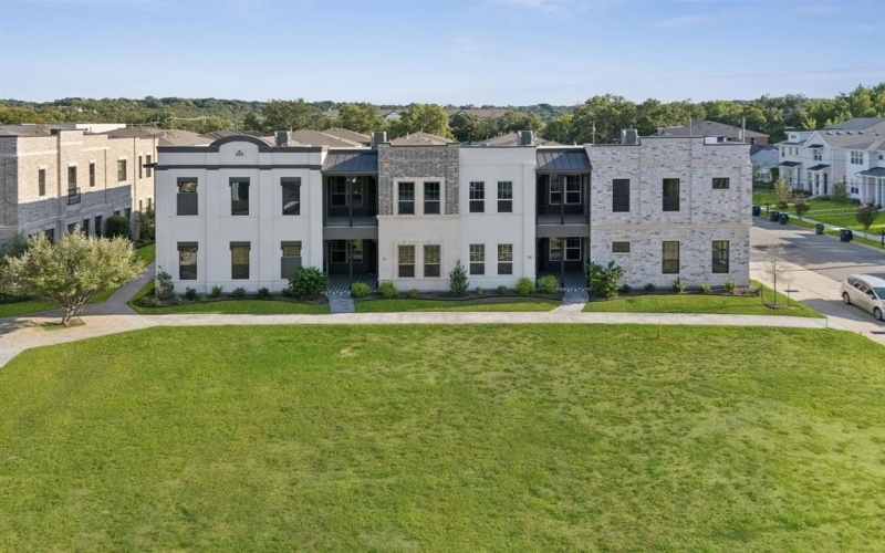 305 Sunset Lane #104, Fort Worth, TX 76114, 4 Bedrooms Bedrooms, ,3 BathroomsBathrooms,Residential,For Sale,305 Sunset Lane,0,21047546