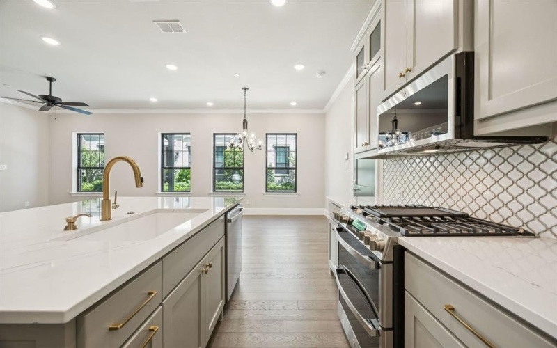 305 Sunset Lane #104, Fort Worth, TX 76114, 4 Bedrooms Bedrooms, ,3 BathroomsBathrooms,Residential,For Sale,305 Sunset Lane,0,21047546