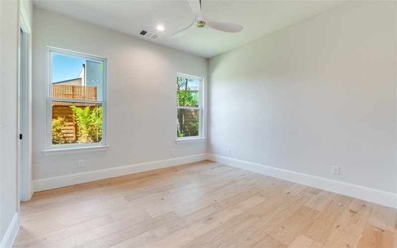 3845 Van Ness Lane, Dallas, TX 75220, 6 Bedrooms Bedrooms, ,6 BathroomsBathrooms,Residential,For Sale,3845 Van Ness Lane,0,21050957