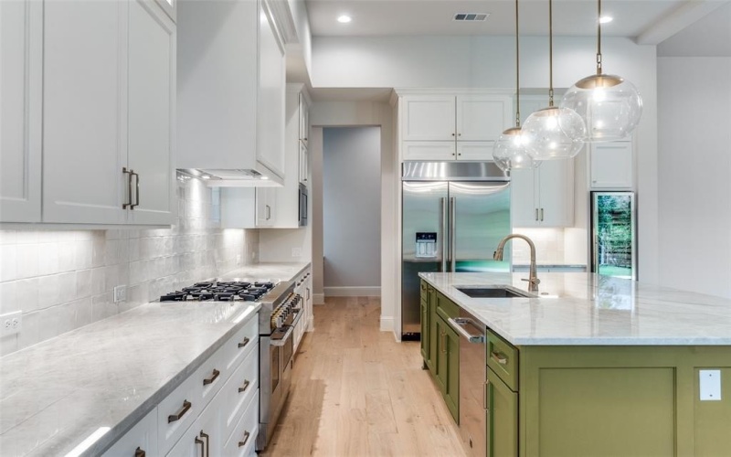 3845 Van Ness Lane, Dallas, TX 75220, 6 Bedrooms Bedrooms, ,6 BathroomsBathrooms,Residential,For Sale,3845 Van Ness Lane,0,21050957