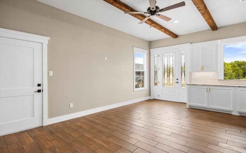 1411 Ridgeview Circle, Granbury, TX 76048, 3 Bedrooms Bedrooms, ,2 BathroomsBathrooms,Residential,For Sale,1411 Ridgeview Circle,0,21052693