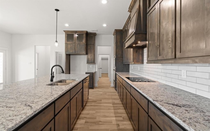 441 Paradise Ridge Drive, Waxahachie, TX 75167, 5 Habitaciones Habitaciones , ,3 BañosBaños,Residential,En Venta,441 Paradise Ridge Drive,0,21053299