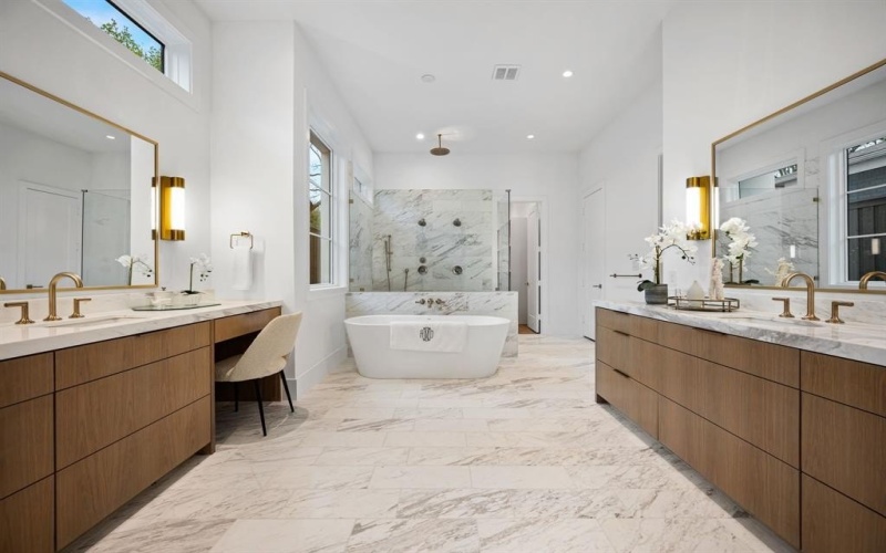 4807 W Hanover Avenue, Dallas, TX 75209, 4 Bedrooms Bedrooms, ,5 BathroomsBathrooms,Residential,For Sale,4807 W Hanover Avenue,0,21053593