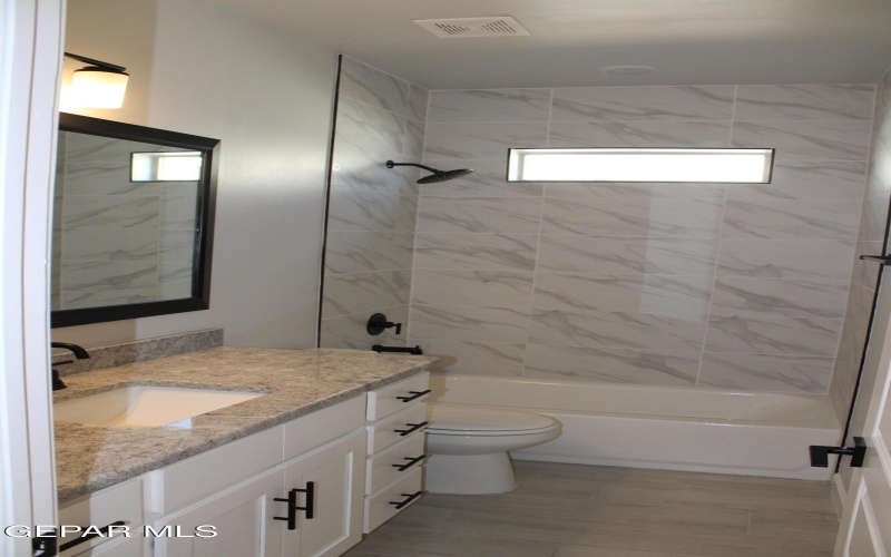 405 COLEFORD Lane, El Paso, TX 79928, 3 Habitaciones Habitaciones , ,2 BañosBaños,Residential,En Venta,405 COLEFORD Lane,917652