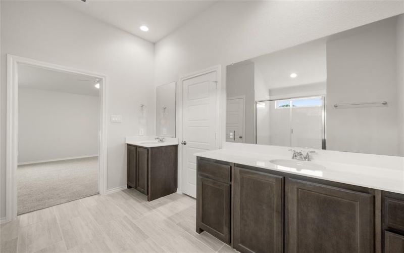 900 Granite, Azle, TX 76020, 4 Bedrooms Bedrooms, ,3 BathroomsBathrooms,Residential,For Sale,900 Granite,0,21053738
