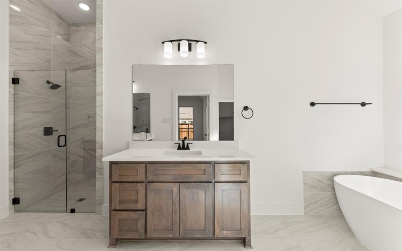 1031 Gracious Drive, Lucas, TX 75098, 4 Habitaciones Habitaciones , ,3 BañosBaños,Residential,En Venta,1031 Gracious Drive,0,21053799