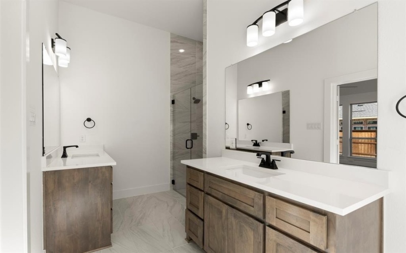 1031 Gracious Drive, Lucas, TX 75098, 4 Habitaciones Habitaciones , ,3 BañosBaños,Residential,En Venta,1031 Gracious Drive,0,21053799