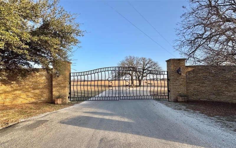229 W Bluff Lane, Millsap, TX 76066, 3 Bedrooms Bedrooms, ,3 BathroomsBathrooms,Residential,For Sale,229 W Bluff Lane,0,21053891