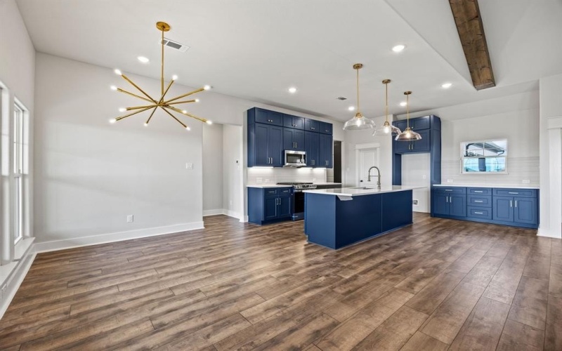 1831 Sudbury Drive, Cleburne, TX 76033, 3 Habitaciones Habitaciones , ,2 BañosBaños,Residential,En Venta,1831 Sudbury Drive,0,21053943