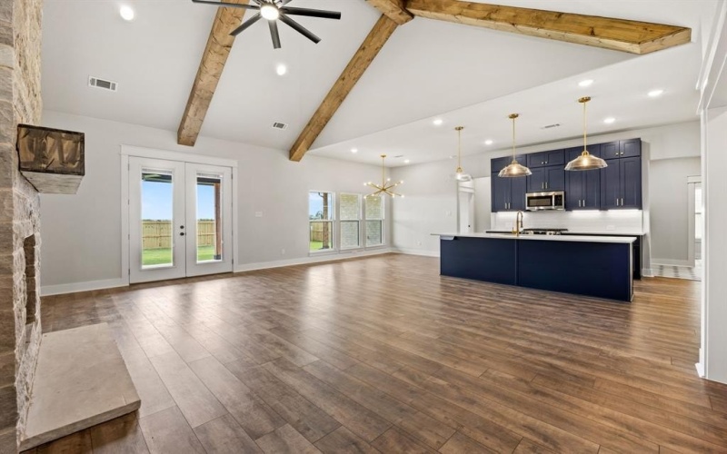 1831 Sudbury Drive, Cleburne, TX 76033, 3 Habitaciones Habitaciones , ,2 BañosBaños,Residential,En Venta,1831 Sudbury Drive,0,21053943