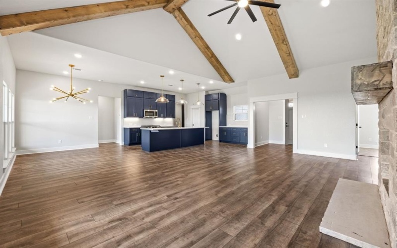 1831 Sudbury Drive, Cleburne, TX 76033, 3 Habitaciones Habitaciones , ,2 BañosBaños,Residential,En Venta,1831 Sudbury Drive,0,21053943