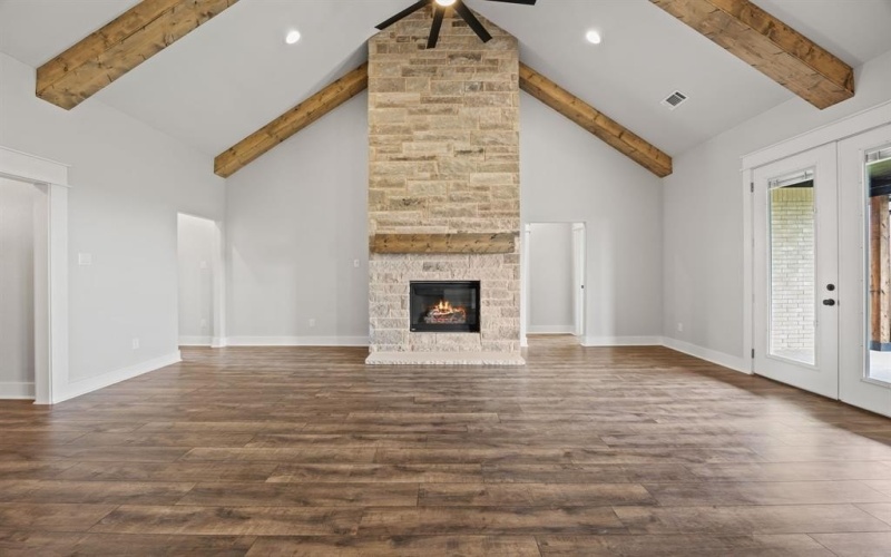 1831 Sudbury Drive, Cleburne, TX 76033, 3 Habitaciones Habitaciones , ,2 BañosBaños,Residential,En Venta,1831 Sudbury Drive,0,21053943