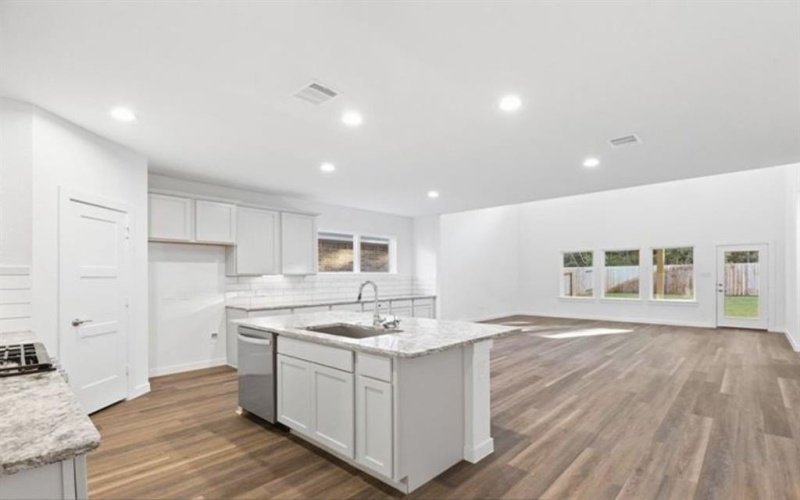 9221 Gossamer St, McKinney, TX 75071, 5 Bedrooms Bedrooms, ,3 BathroomsBathrooms,Residential,For Sale,9221 Gossamer St,0,21053962