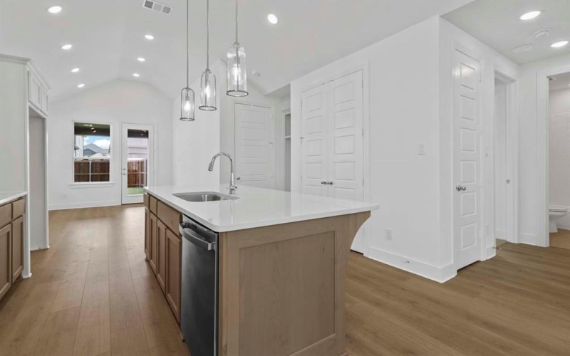 2029 Bayfront Drive, Royse City, TX 75189, 3 Habitaciones Habitaciones , ,2 BañosBaños,Residential,En Venta,2029 Bayfront Drive,0,21054112