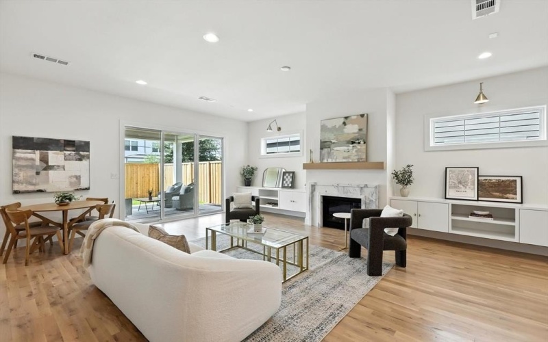 4518 Hopkins Avenue, Dallas, TX 75209, 3 Habitaciones Habitaciones , ,2 BañosBaños,Residential,En Venta,4518 Hopkins Avenue,0,21054346