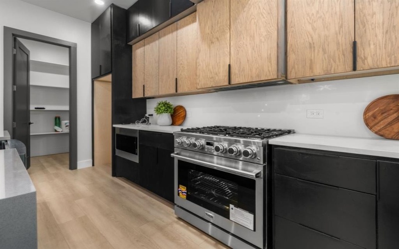 912 Brookwood, Dallas, TX 75224, 4 Habitaciones Habitaciones , ,3 BañosBaños,Residential,En Venta,912 Brookwood,0,21054429