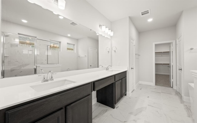 725 Carriage Hill Road, Midlothian, TX 76065, 4 Bedrooms Bedrooms, ,2 BathroomsBathrooms,Residential,For Sale,725 Carriage Hill Road,0,21054522