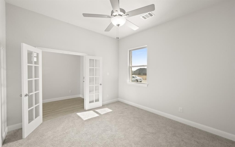 725 Carriage Hill Road, Midlothian, TX 76065, 4 Bedrooms Bedrooms, ,2 BathroomsBathrooms,Residential,For Sale,725 Carriage Hill Road,0,21054522
