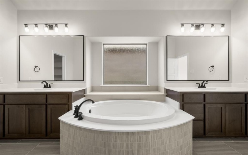 375 Paddle Boat, Granbury, TX 76049, 4 Habitaciones Habitaciones , ,2 BañosBaños,Residential,En Venta,375 Paddle Boat,0,21054645