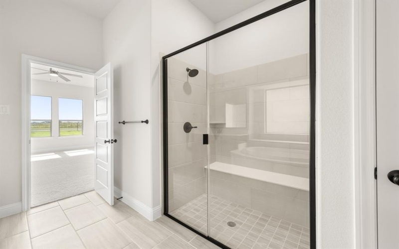 375 Paddle Boat, Granbury, TX 76049, 4 Habitaciones Habitaciones , ,2 BañosBaños,Residential,En Venta,375 Paddle Boat,0,21054645