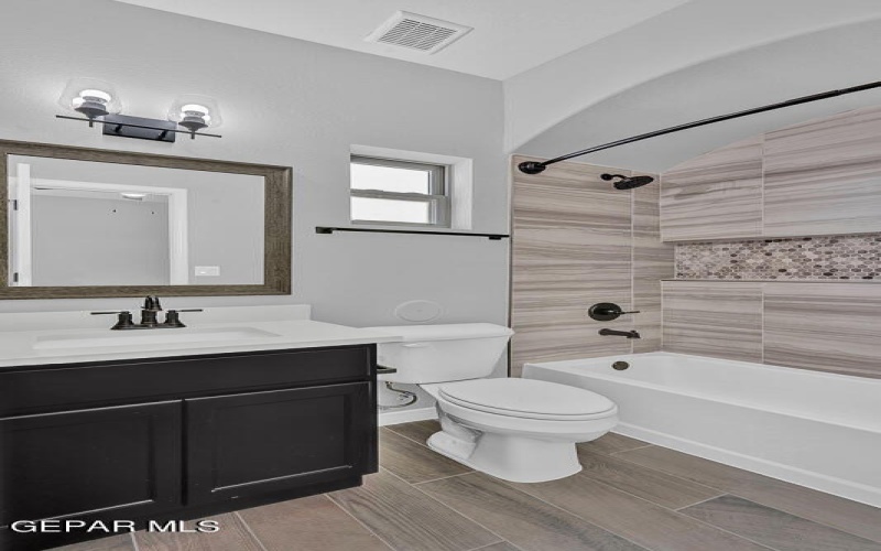 10701 Daryl Johnson Street, El Paso, TX 79924, 4 Habitaciones Habitaciones , ,3 BañosBaños,Residential,En Venta,10701 Daryl Johnson Street,0,929941