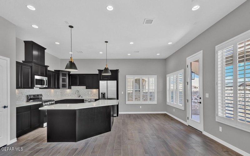 10701 Daryl Johnson Street, El Paso, TX 79924, 4 Habitaciones Habitaciones , ,3 BañosBaños,Residential,En Venta,10701 Daryl Johnson Street,0,929941