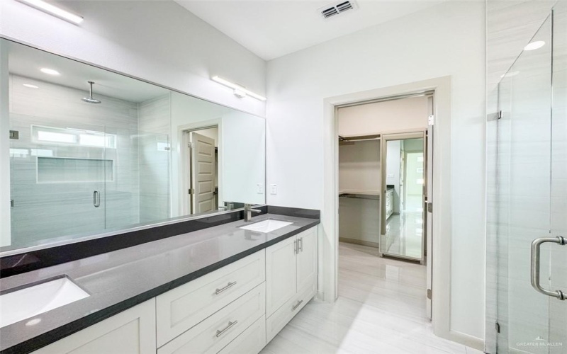 8046 50th Street, McAllen, TX 78504, 3 Bedrooms Bedrooms, ,2 BathroomsBathrooms,Residential,For Sale,8046 50th Street,0,480438