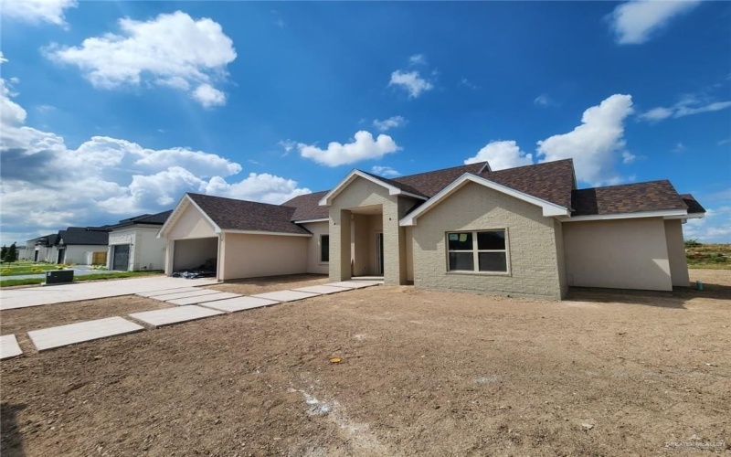 2529 Trinity Avenue, McAllen, TX 78504, 3 Bedrooms Bedrooms, ,3 BathroomsBathrooms,Residential,For Sale,2529 Trinity Avenue,0,480534