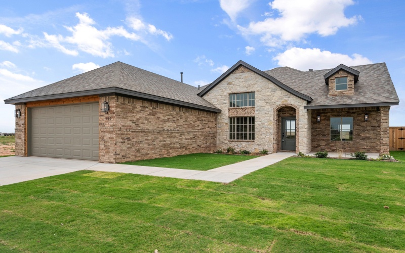 1005 N 5th Street, Wolfforth, TX 79382, 3 Habitaciones Habitaciones , ,2 BañosBaños,Residential,En Venta,1005 N 5th Street,0,202560158