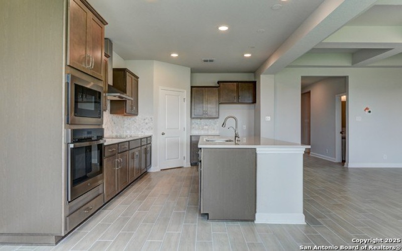 12836 Red Apple Rd., Schertz, TX 78108, 3 Habitaciones Habitaciones , ,2 BañosBaños,Residential,En Venta,12836 Red Apple Rd.,0,1855375
