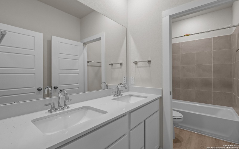 8107 CHAMPION CREEK, San Antonio, TX 78252, 3 Habitaciones Habitaciones , ,2 BañosBaños,Residential,En Venta,8107 CHAMPION CREEK,0,1899192