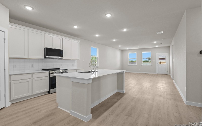 8107 CHAMPION CREEK, San Antonio, TX 78252, 3 Habitaciones Habitaciones , ,2 BañosBaños,Residential,En Venta,8107 CHAMPION CREEK,0,1899192