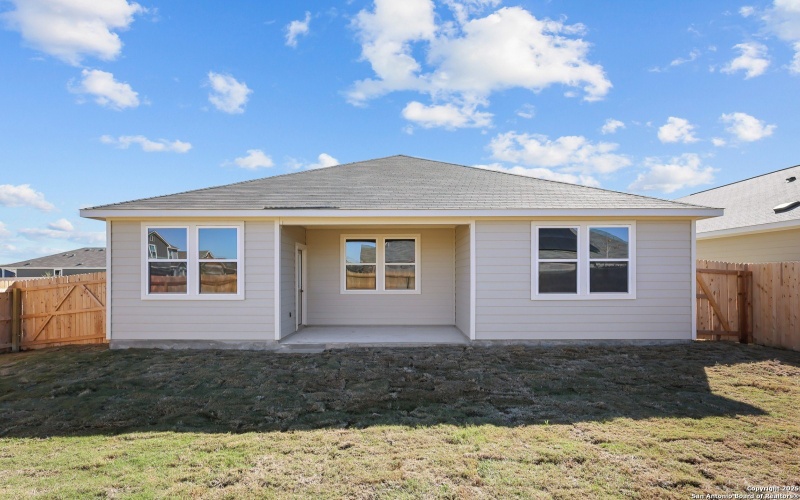 8103 CHAMPION CREEK, San Antonio, TX 78252, 3 Habitaciones Habitaciones , ,2 BañosBaños,Residential,En Venta,8103 CHAMPION CREEK,0,1899199