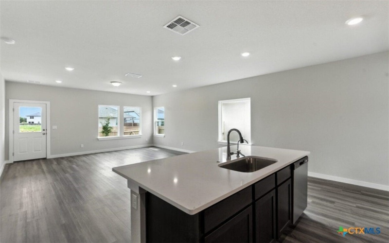 983 Manger Lane, New Braunfels, TX 78130, 4 Bedrooms Bedrooms, ,3 BathroomsBathrooms,Residential,For Sale,983 Manger Lane,0,592158