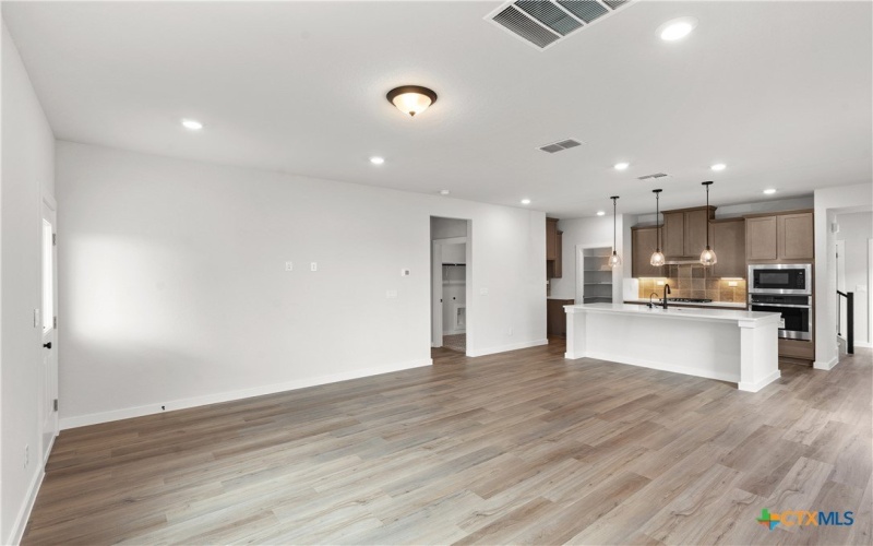 970 Manger Lane, New Braunfels, TX 78130, 4 Habitaciones Habitaciones , ,3 BañosBaños,Residential,En Venta,970 Manger Lane,0,592161