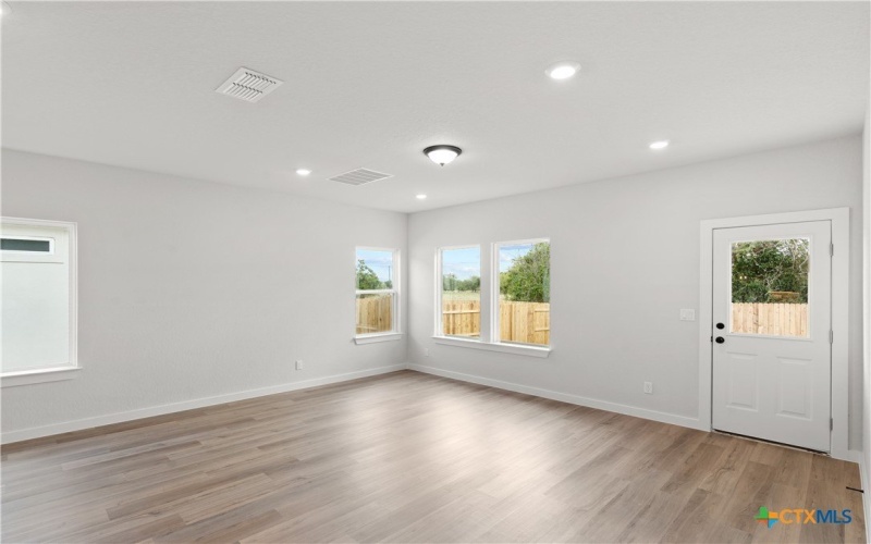 970 Manger Lane, New Braunfels, TX 78130, 4 Habitaciones Habitaciones , ,3 BañosBaños,Residential,En Venta,970 Manger Lane,0,592161