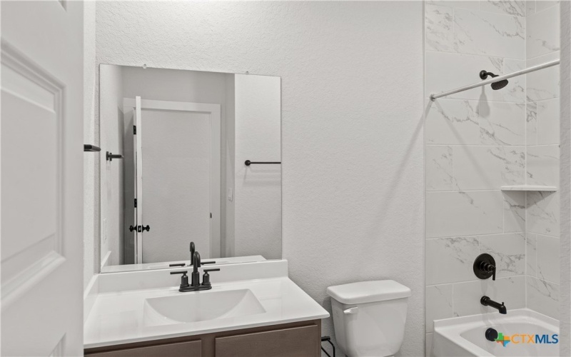 970 Manger Lane, New Braunfels, TX 78130, 4 Habitaciones Habitaciones , ,3 BañosBaños,Residential,En Venta,970 Manger Lane,0,592161
