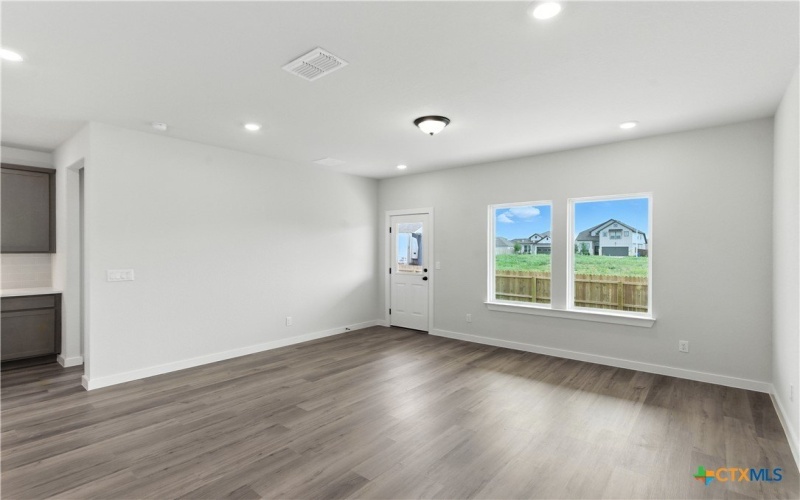 979 Manger Lane Lane, New Braunfels, TX 78130, 4 Habitaciones Habitaciones , ,5 BañosBaños,Residential,En Venta,979 Manger Lane Lane,0,592169