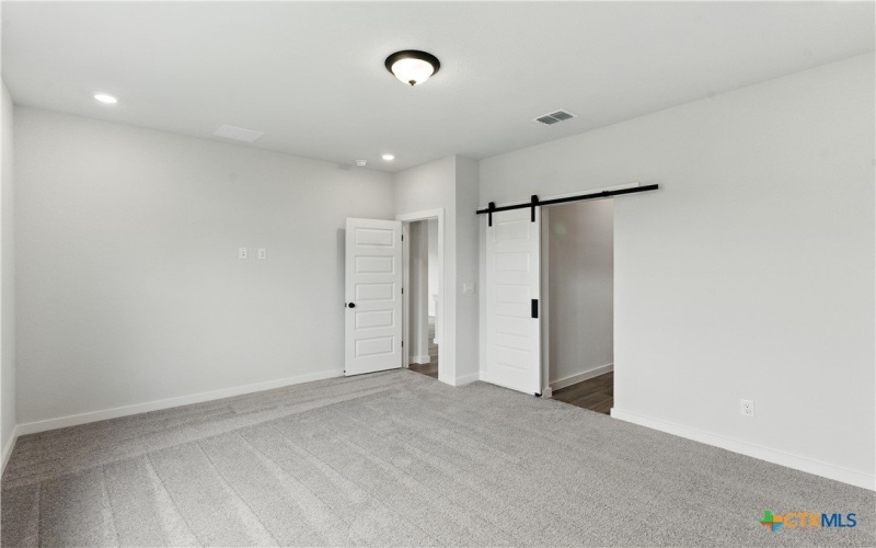 979 Manger Lane Lane, New Braunfels, TX 78130, 4 Habitaciones Habitaciones , ,5 BañosBaños,Residential,En Venta,979 Manger Lane Lane,0,592169