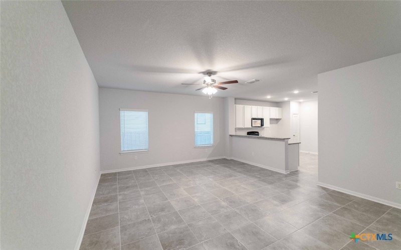 305 Jean Street, Seguin, TX 78155, 3 Habitaciones Habitaciones , ,2 BañosBaños,Residential,En Venta,305 Jean Street,0,592195